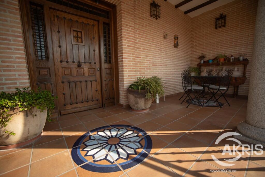 vivienda exclusiva en yuncos foto grande (3)