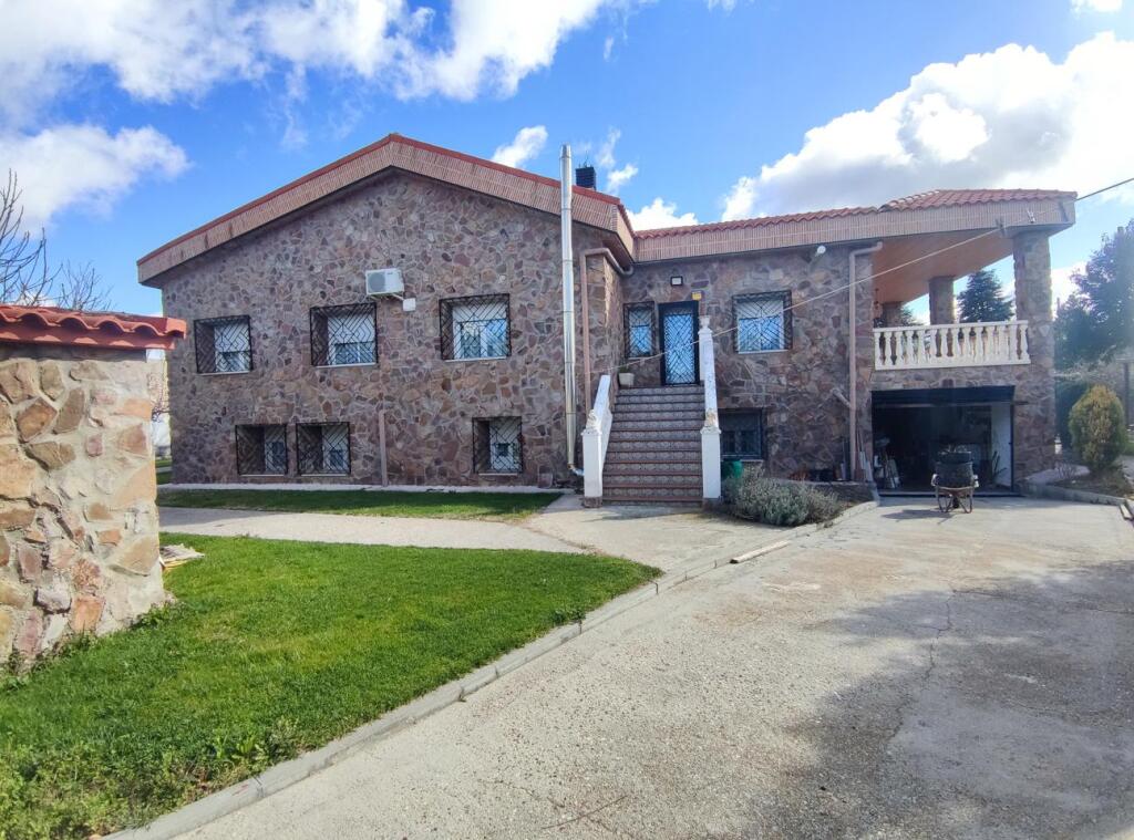 Foto magnifica villa en la guardia toledo