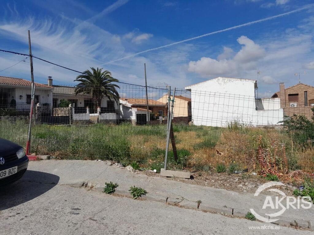terreno urbano de 604 m2 en esquivias foto grande (3)