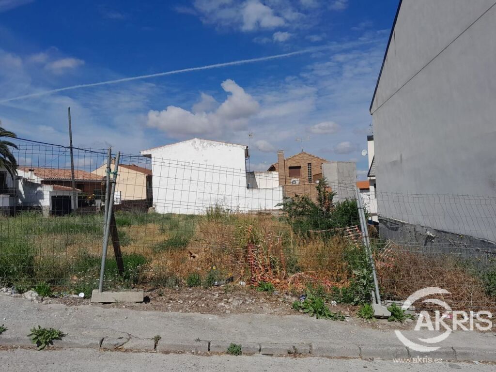 terreno urbano de 604 m2 en esquivias foto grande (2)