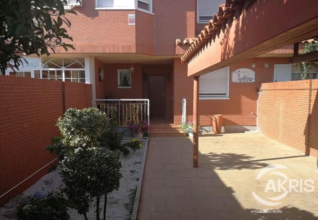 Foto ¡¡vivienda ocupada, no se puede visitar!! en illescas