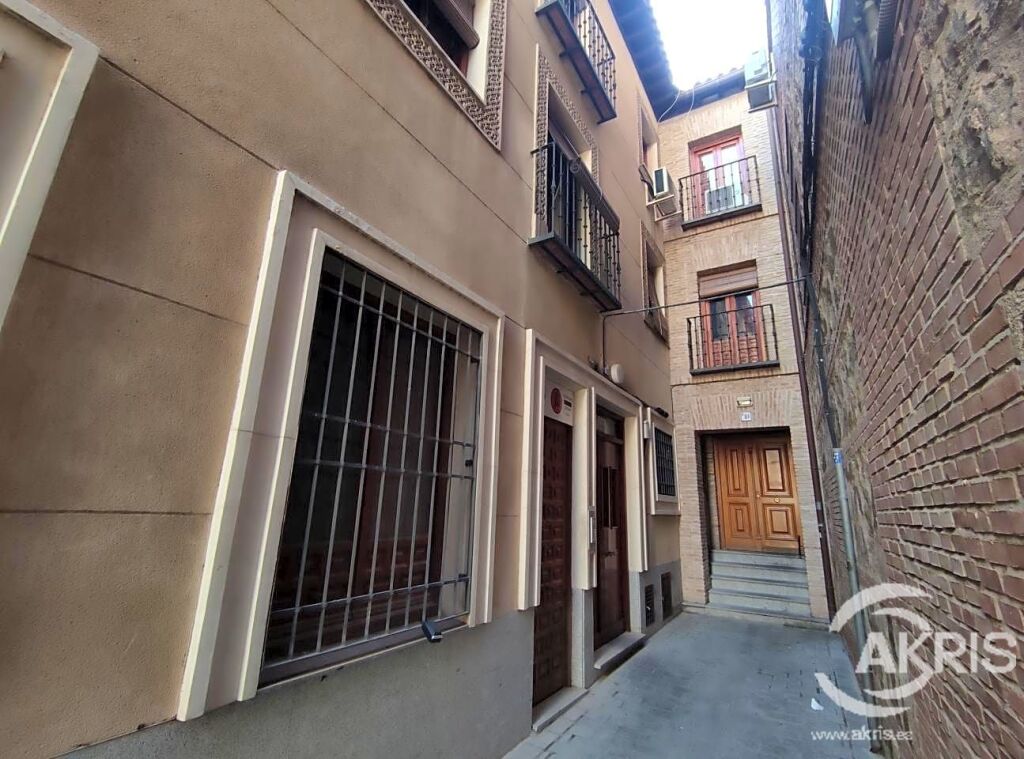estupendo apartamento en casco historico foto grande (3)