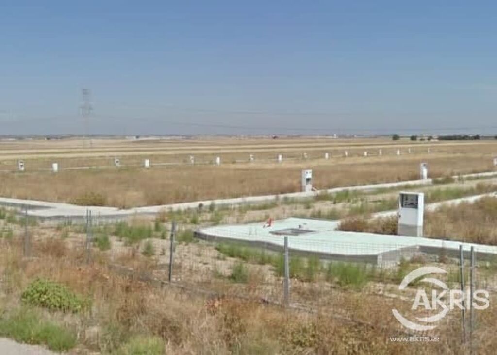 terreno urbanizable de 58.141 m2 cerca de la a-42 foto grande (3)