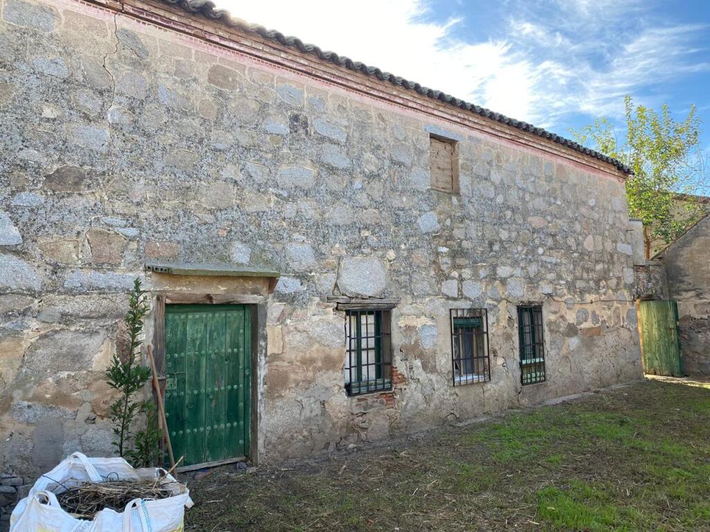 antigua casona para reformar en cuerva foto grande (3)