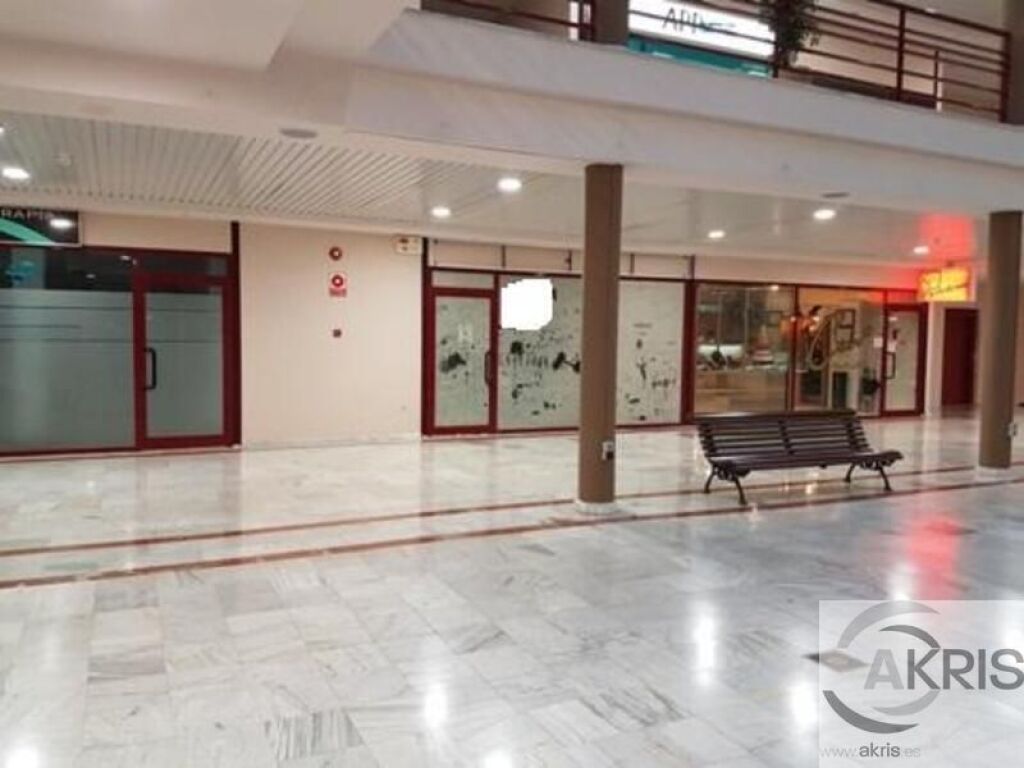 Foto local en venta dentro del c.c. buenavista