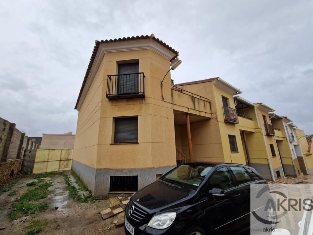casa en venta en los  yebenes foto grande (3)