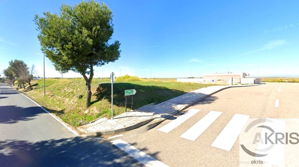 terreno en venta en olías del rey de 563 m2 foto grande (2)