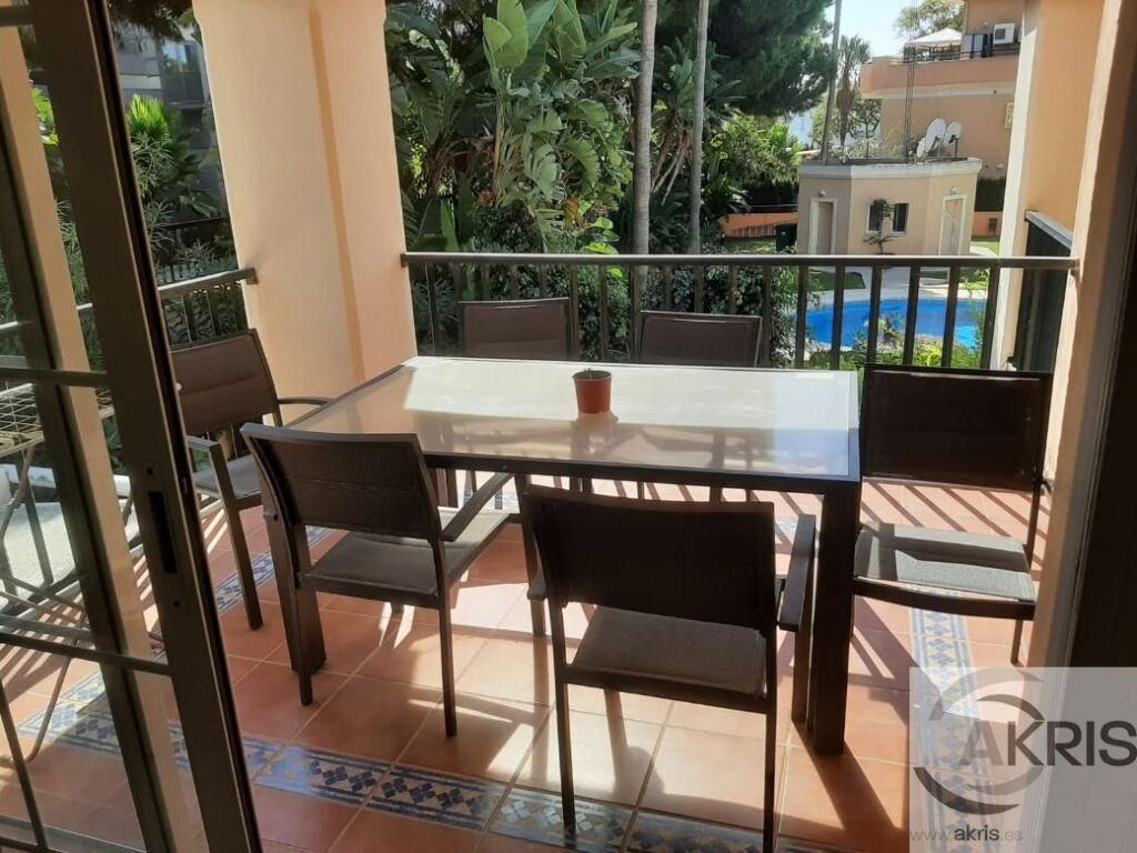 precioso piso con garaje con vistas a la playa foto grande (3)