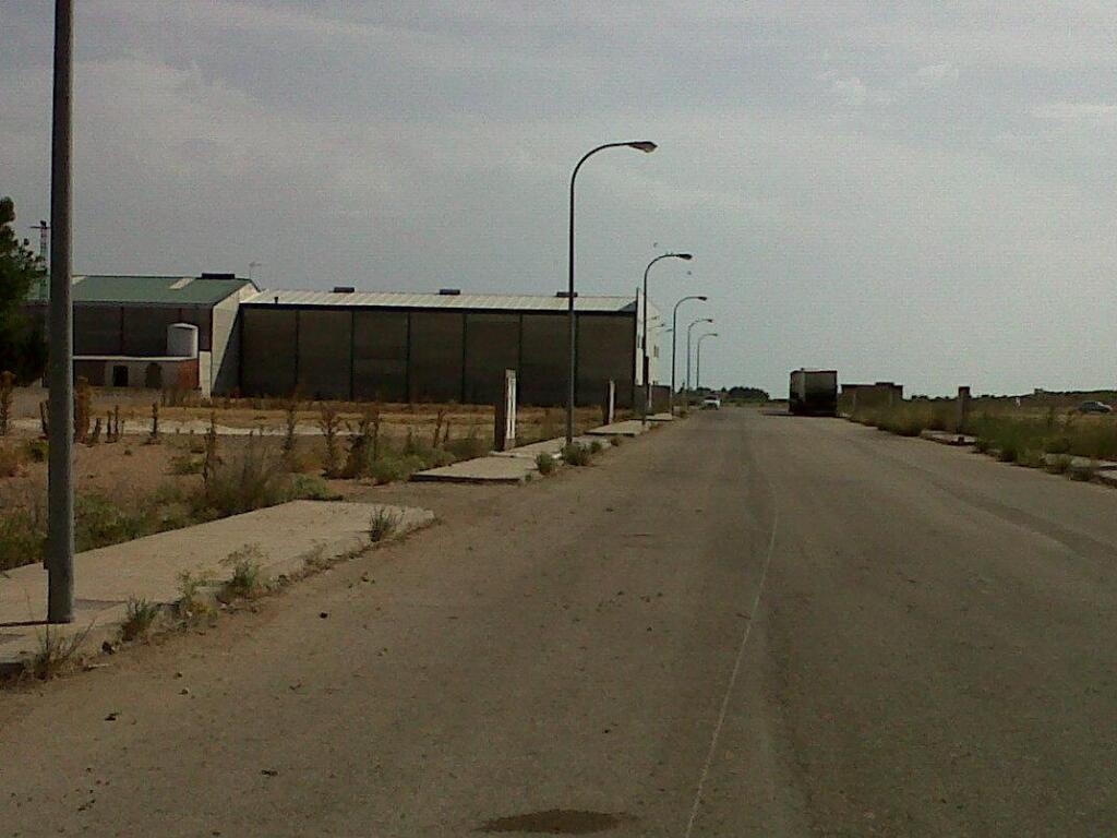 Foto parcela suelo industrial polígono quintanar