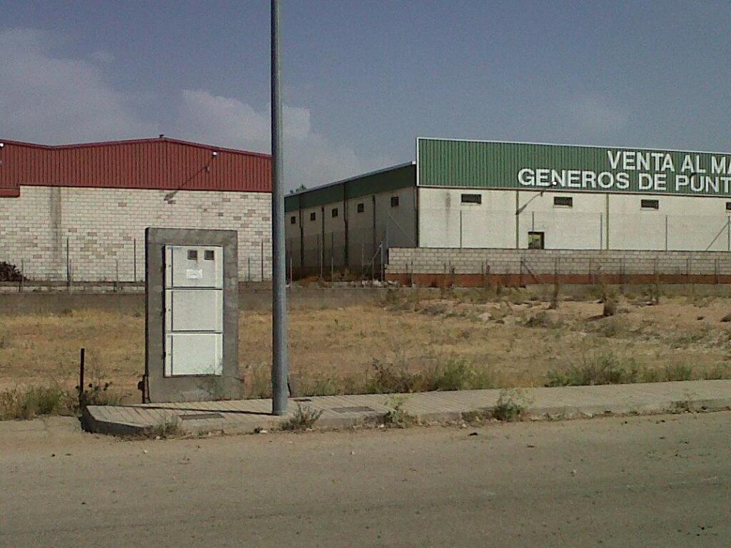 parcela suelo industrial polígono quintanar foto grande (2)