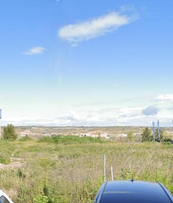 Foto terreno uso industrial