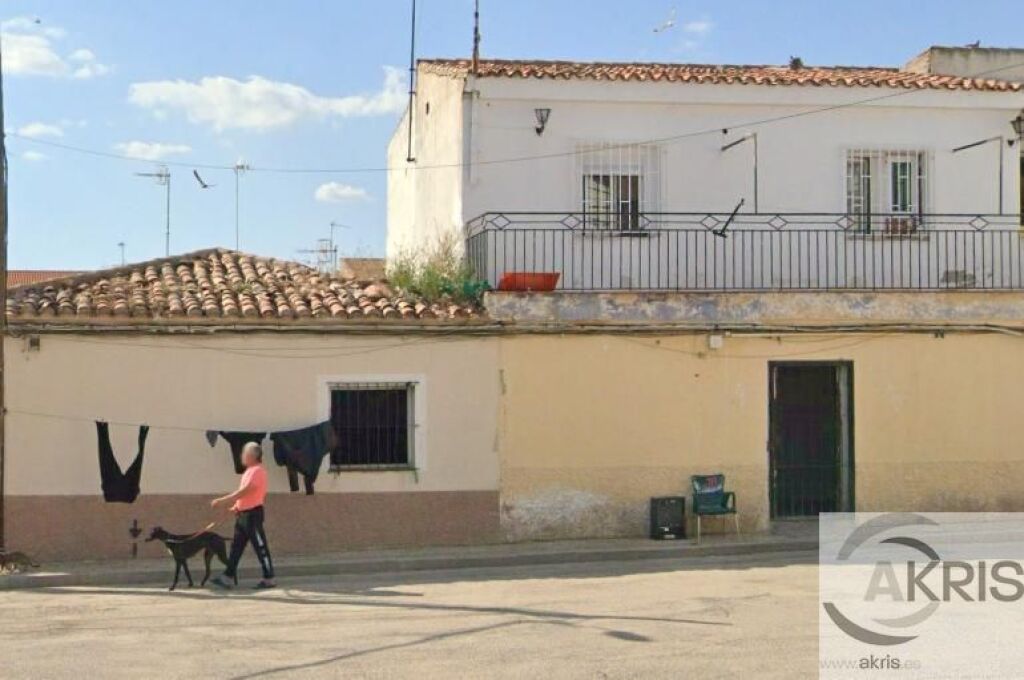 Foto local en venta en añover *exclusivamente para inversores*