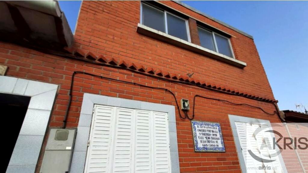 Foto adosado en venta en huecas de 130 m2