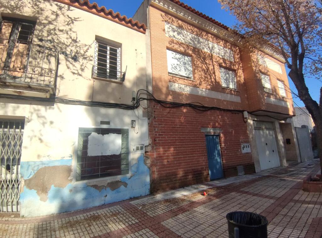 casa en casco de villacañas para reforma integral foto grande (3)