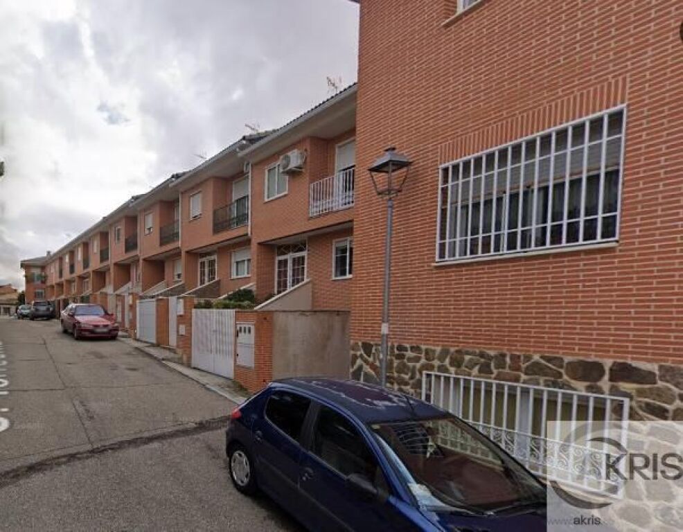 Foto chalet adosado en ciruelos en estado ocupacion