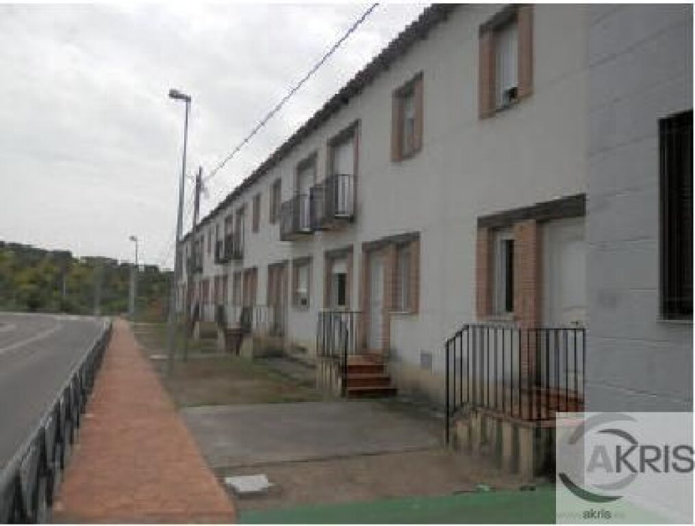 venta vivienda en san roman de los montes foto grande (3)