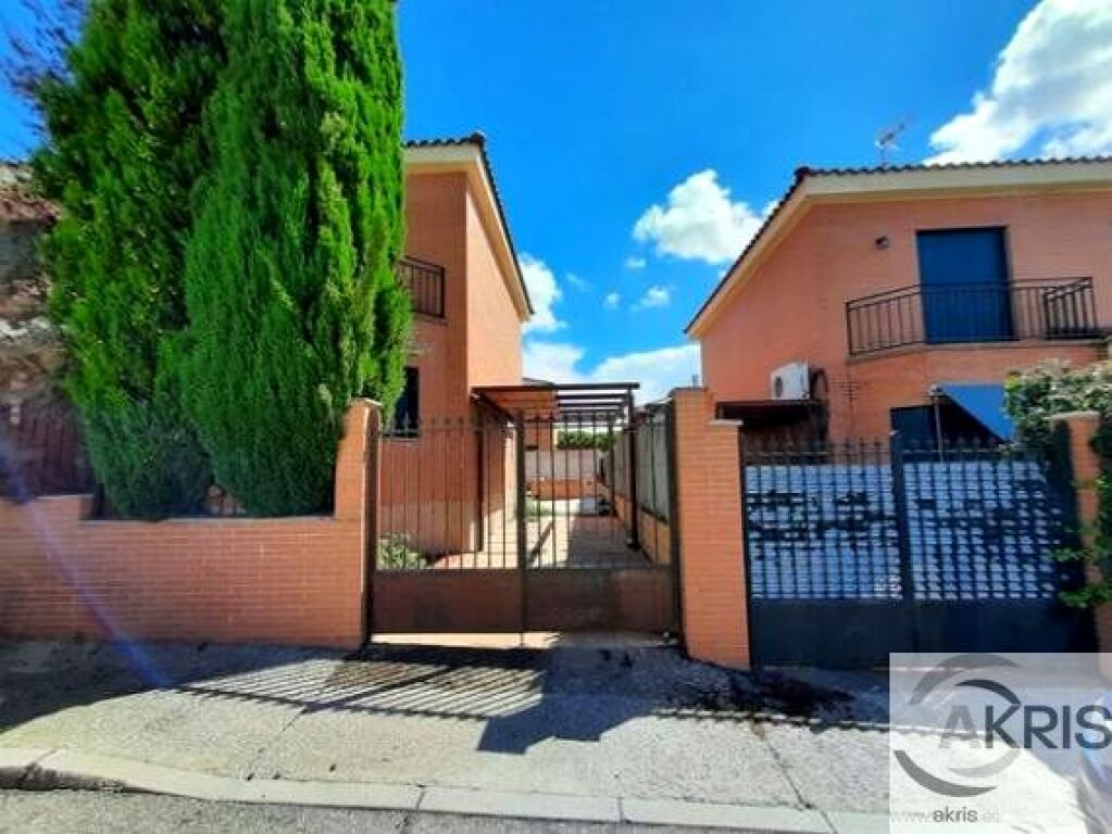 Foto casa / chalet en venta en maqueda de 104 m2