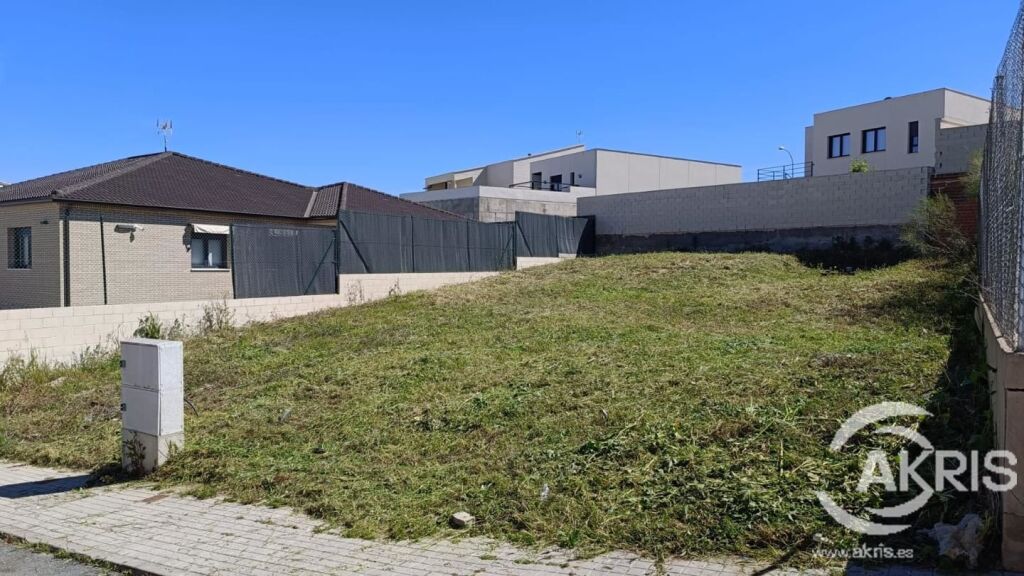 parcela de 436m² en olías del rey foto grande (3)