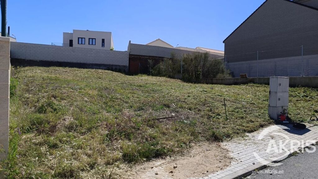 Foto parcela de 436m² en olías del rey