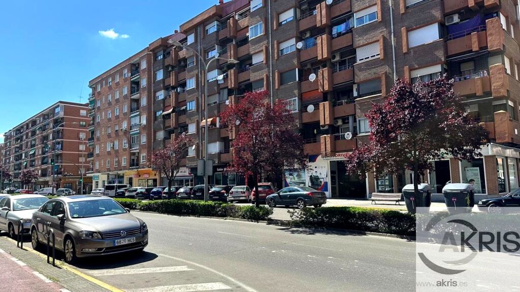 Foto vivienda exterior con ascensor