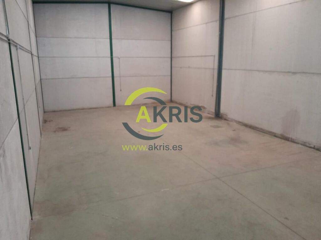 Nave industrial en alquiler en Borox