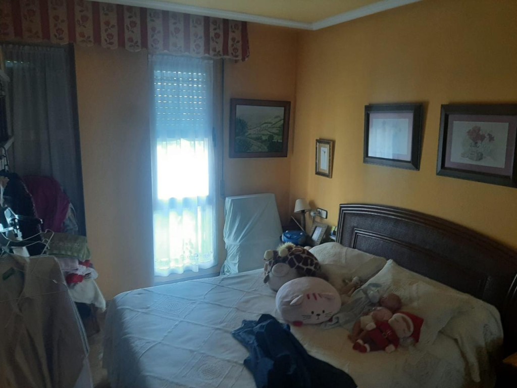 Piso en venta en Oviedo de 151 m2