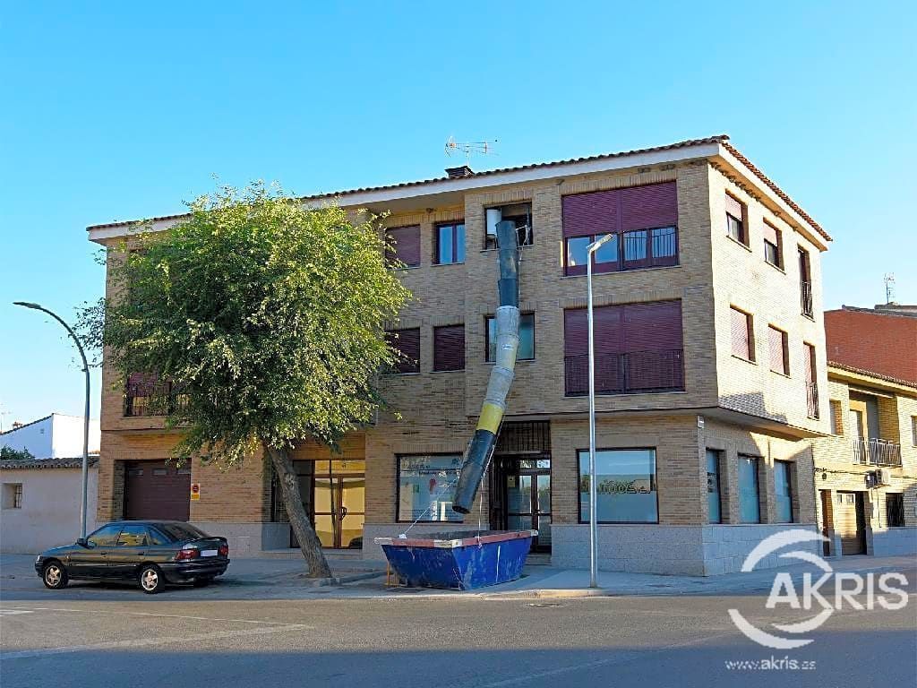 vivienda con okupas - no visitable foto grande (2)
