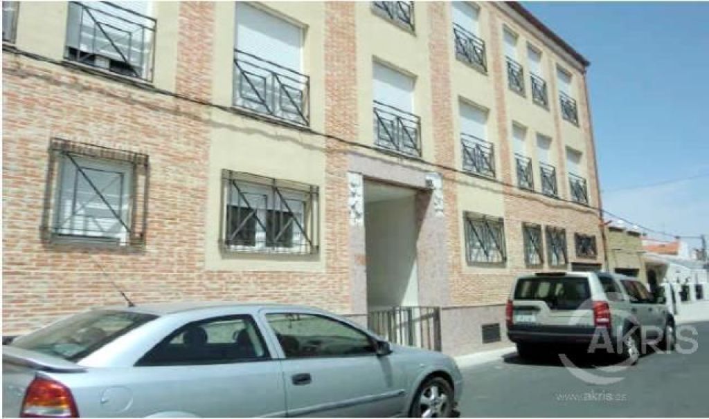 Foto plaza de parking en venta en bargas de 25 m2