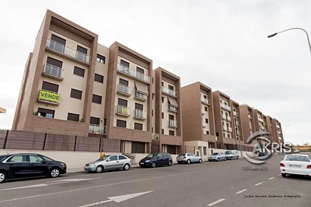 Foto plaza de parking en venta en toledo de 13 m2