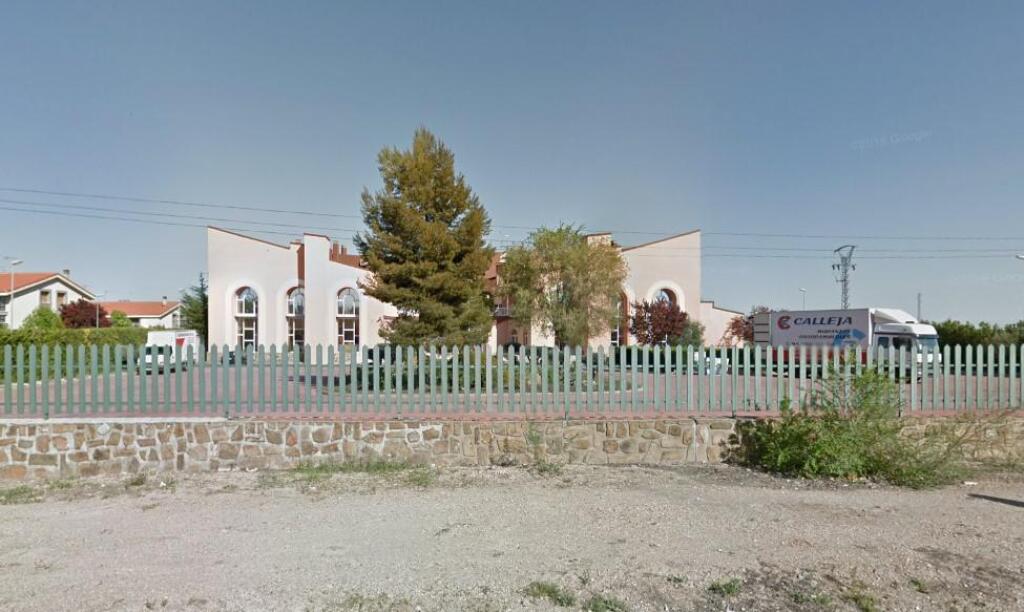 Foto edificio en villacañas - ideal para hotel, residencia, clinica