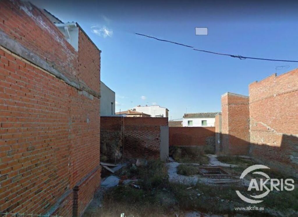 terreno urbano consolidado de 291 m2 en villasequilla foto grande (2)