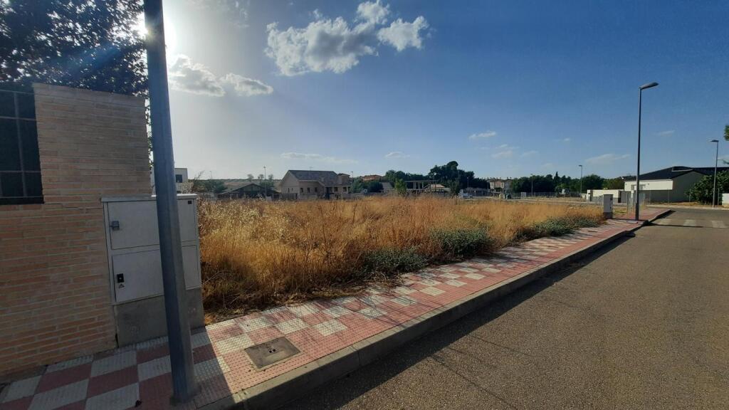 parcela en venta en zona centro de cobisa foto grande (2)