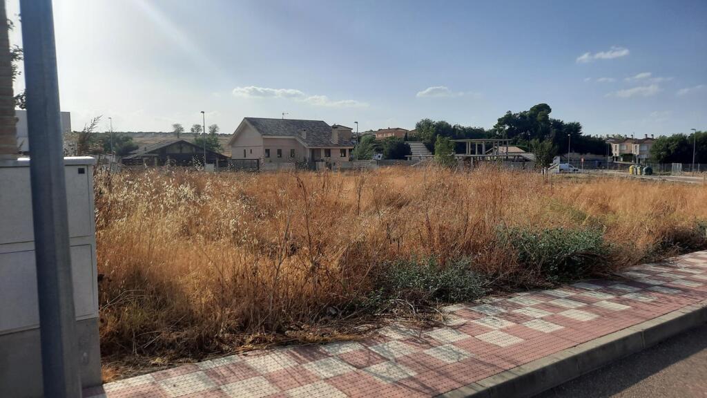 parcela en venta en zona centro de cobisa foto grande (3)