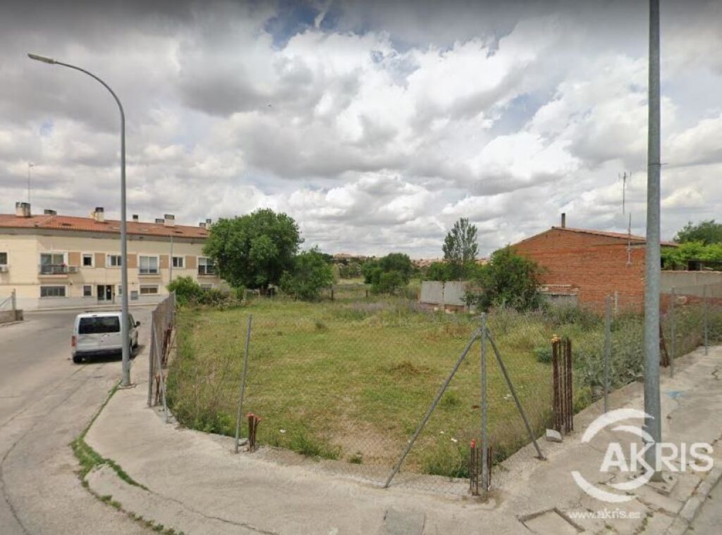 terreno urbano de 1.135 m2 en seseña foto grande (2)