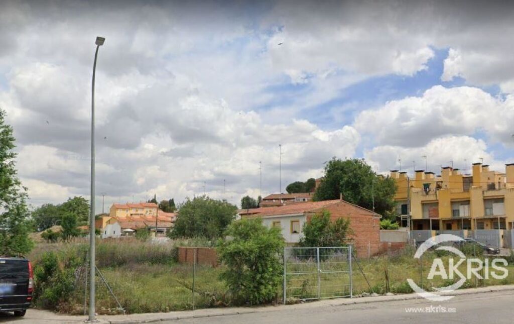 Foto terreno urbano de 1.135 m2 en seseña
