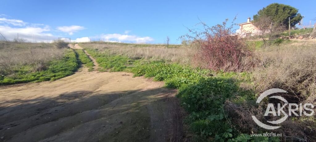 Foto terreno urbano no consolidado en mentrida