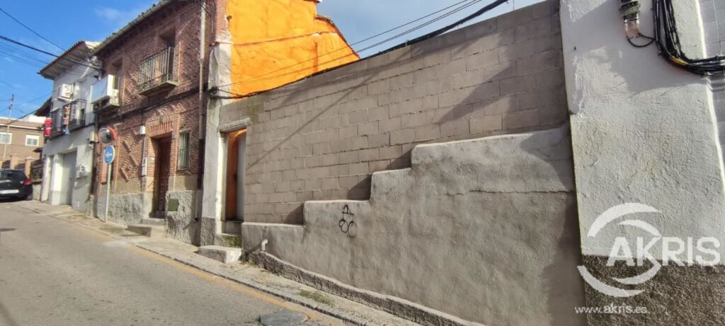 Foto suelo urbano en mentrida