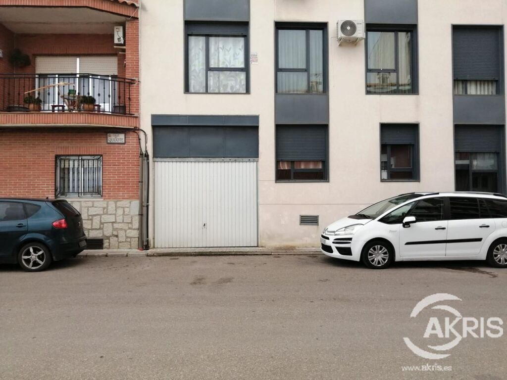 Foto local comercial en alameda de la sagra