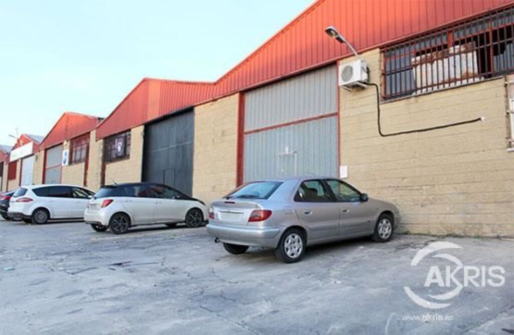 Warehouse for sale in Valdemoro