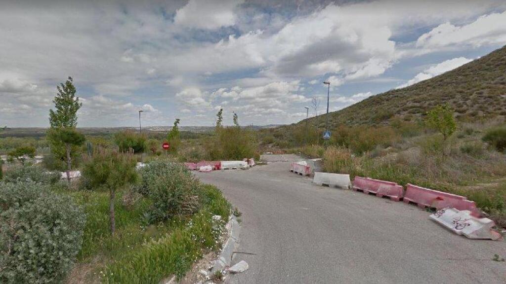 terreno en avenida de las artes aranjuez foto grande (2)