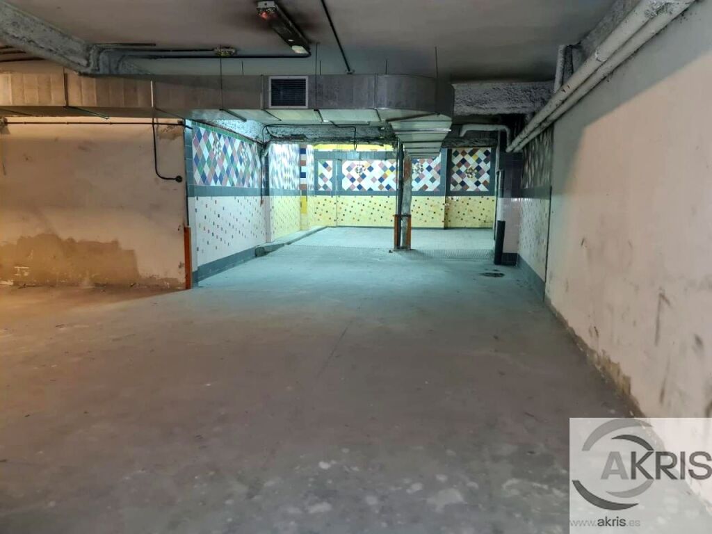 Foto local comercial-trastero mas garaje en plaza españa leganes