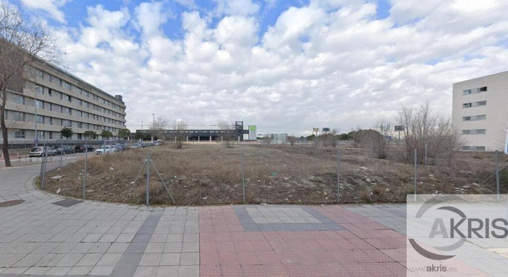 terreno en distrito de san blas de madrid foto grande (2)