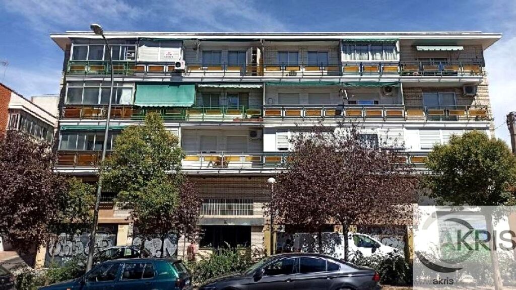 ¡¡vivienda ocupada, no se puede visitar!! en madrid foto grande (3)