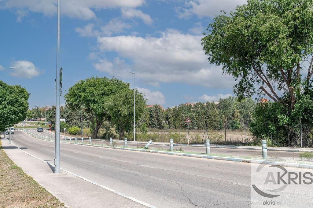 **terreno no consolidado en valdemoro** foto grande (3)