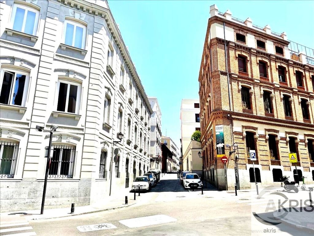 Foto local comercial en calle bailen de madrid