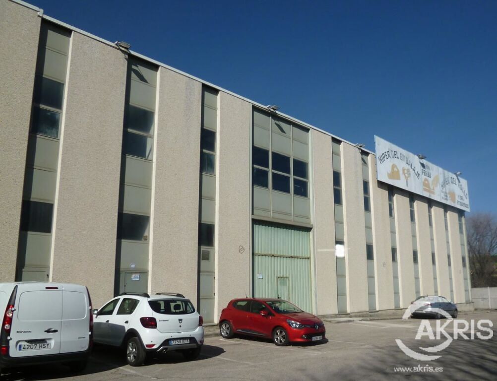 Nave Industrial en venta en Madrid de 1255 m2