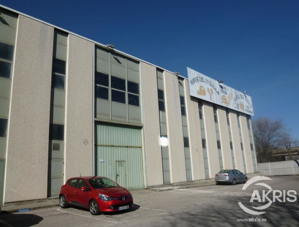 nave industrial en av. andalucia en barrio de villaverde foto grande (3)