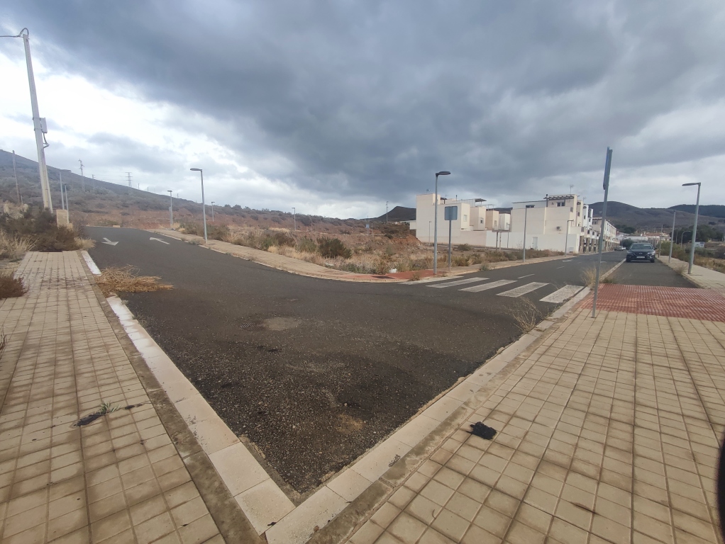 suelo urbanizable en venta en gergal almería foto grande (2)