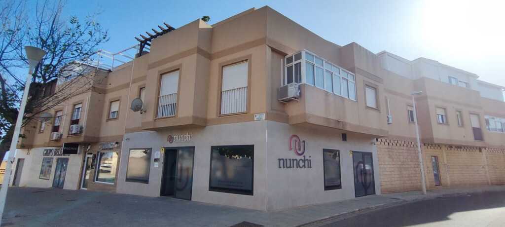 Foto parking coche en venta en retamar almería