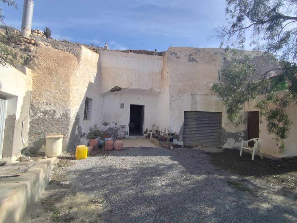 Foto suelo rústico en venta en cuevas de los medinas almería